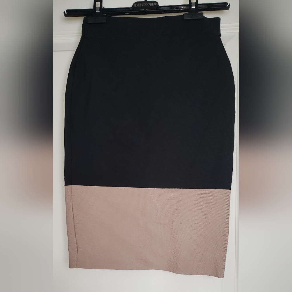 BCBG two-tone bandage skirt